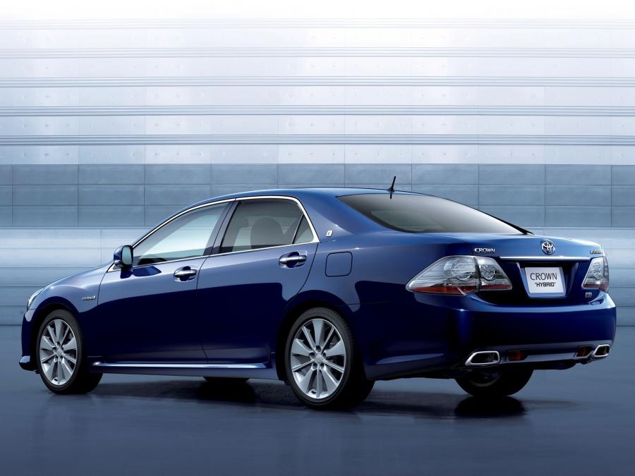  Toyota Crown Hybrid 2008 года  (фото 10 из 13)